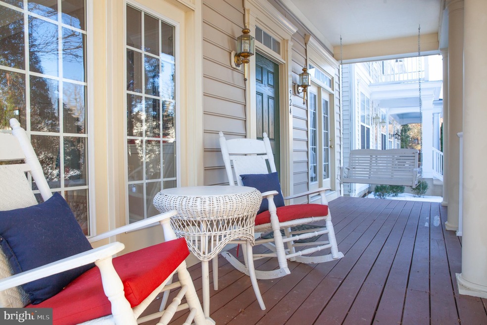 524 Gentlewood Square, Purcellville, VA 20132 - photo 1