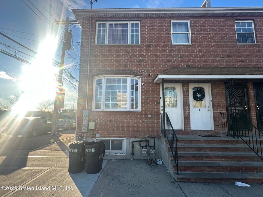 878 Euclid Ave