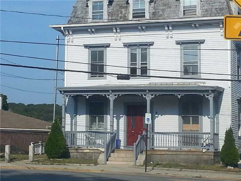 45 Grove Ave, Westerly, RI 02891 - photo 1