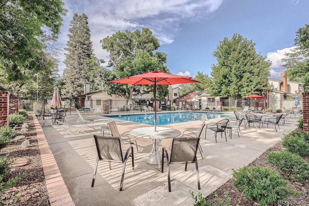 Under Contract $385,000