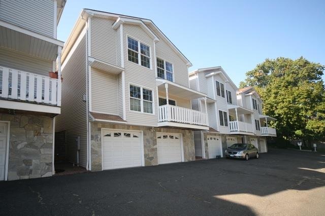 42 Highland Rd unit 3, Stamford, CT 06902 - photo 1