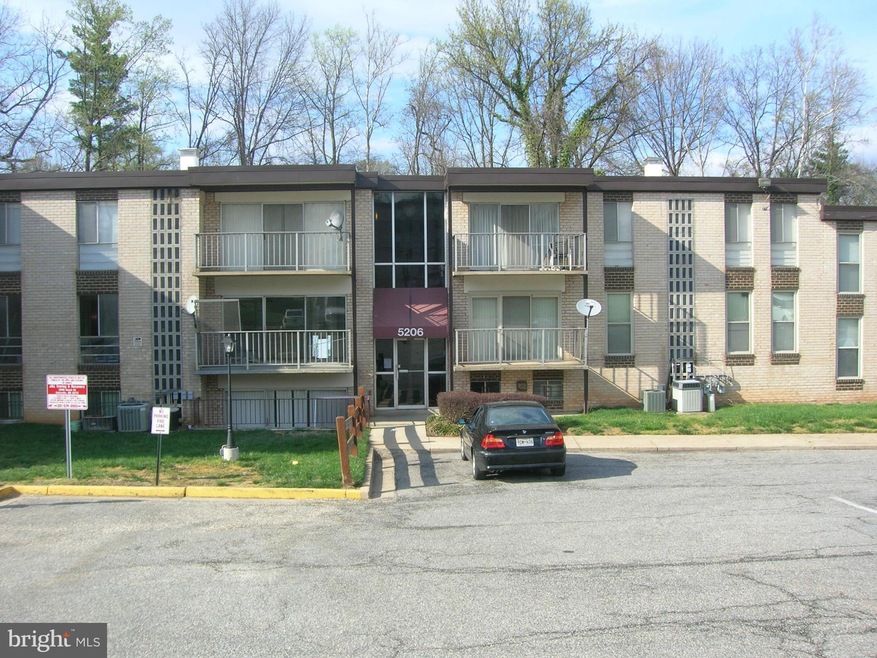 5206 Newton St unit T-1, Bladensburg, MD 20710 - photo 1