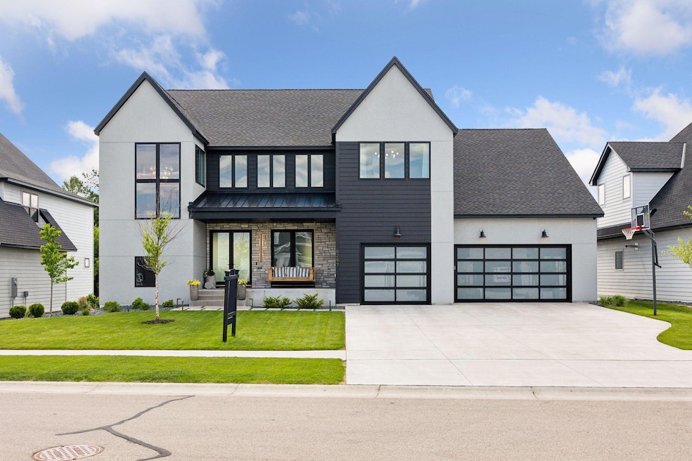 For Sale $1,945,000 • Joint Agent