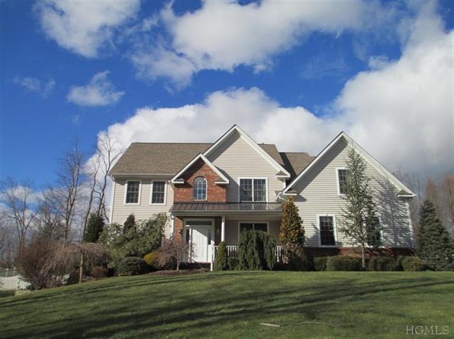 39 St Andrews Ln, East Fishkill, NY 12533 - photo 1