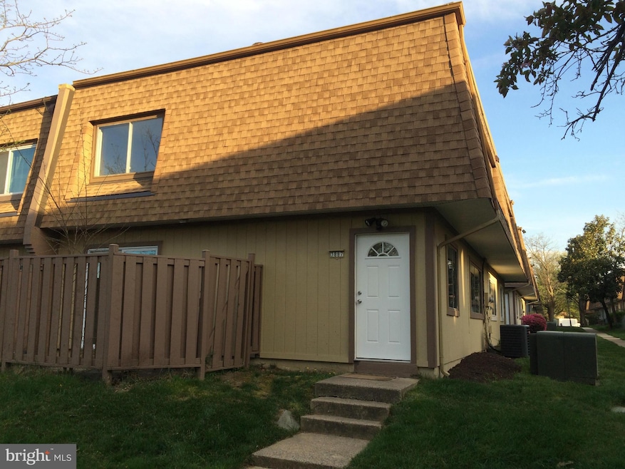 3887 Havenwood Place unit A, Alexandria, VA 22309 - photo 1