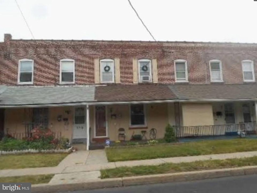 337 W 5th St, Lansdale, PA 19446 - photo 1