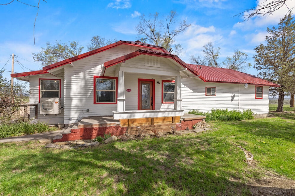 93851Highway140-7
