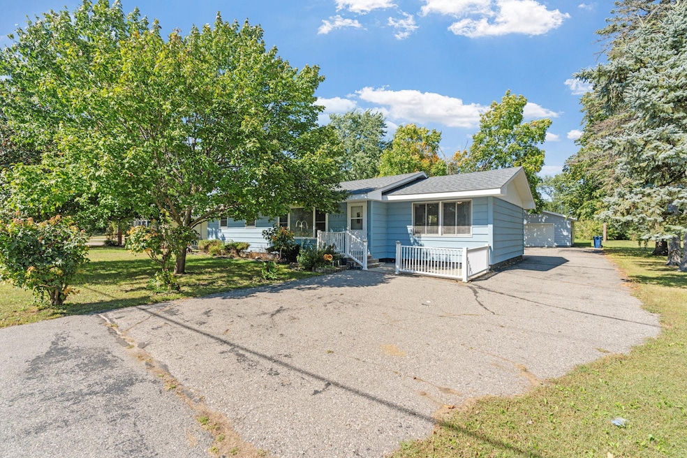 Pending $259,900 • Co-Listing Agent