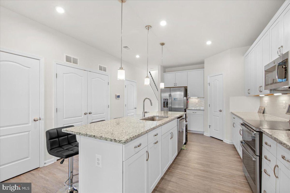 Sold $335,000 • Co-Listing Agent