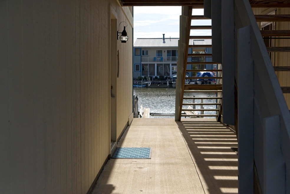 jills condo d-2 2