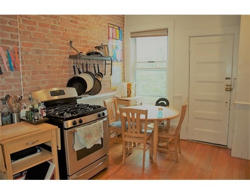 30 Stanton Rd unit 6, Brookline, MA 02445 - photo 1