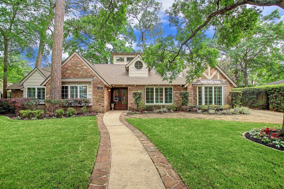 13923 Perthshire Rd, Houston, TX 77079 - photo 1