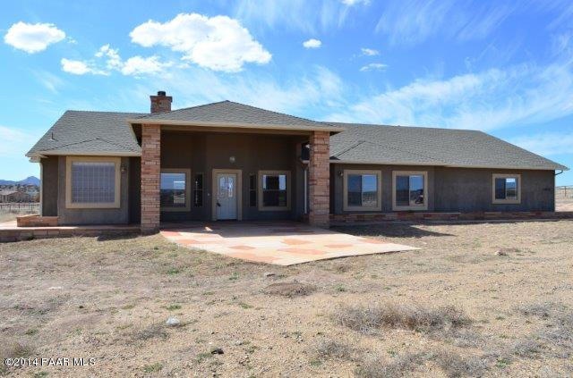 22020 N Dupont Dr, Paulden, AZ 86334 - photo 1