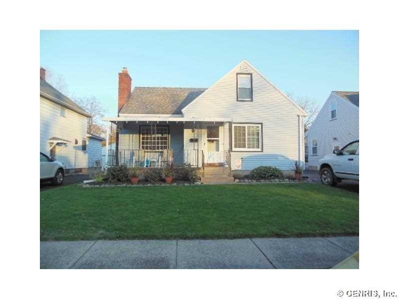 Exterior Front. DO NOT BE FOOLED! 323 LONE OAK AVE