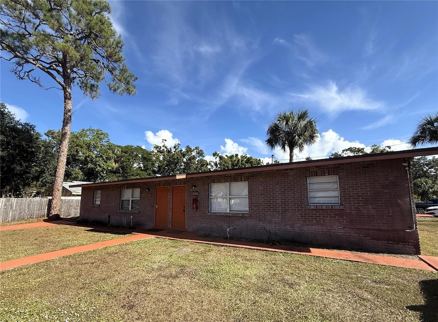 1704 Central Ave, Sarasota, FL 34234 - photo 1