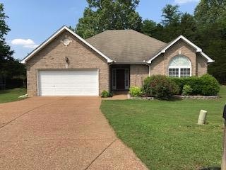 Front of House, great landscaping, nice flat yard.