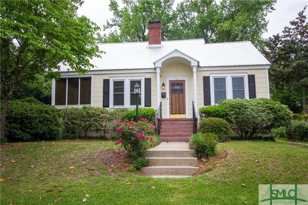 525 E 56th St, Savannah, GA 31405 - photo 1