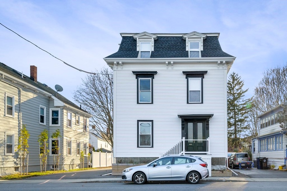 11 Skerry St unit 2, Salem, MA 01970 - photo 1