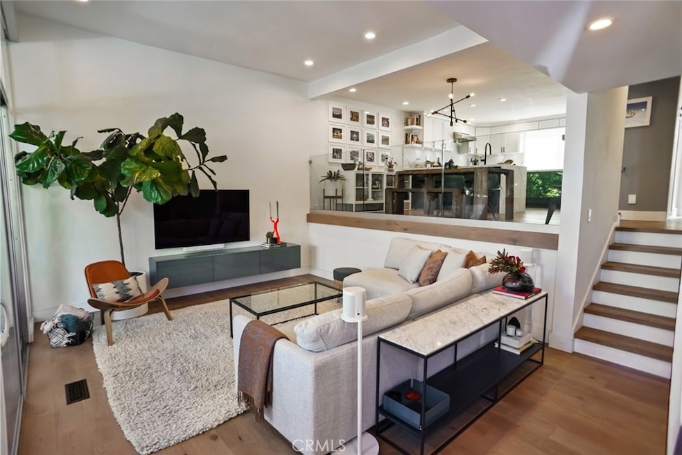 Pending $929,000 • Co-Listing Agent