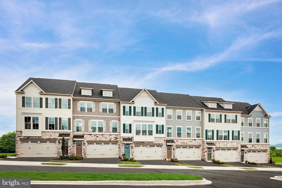 6128 Aster View Ln, Frederick, MD 21703 - photo 1