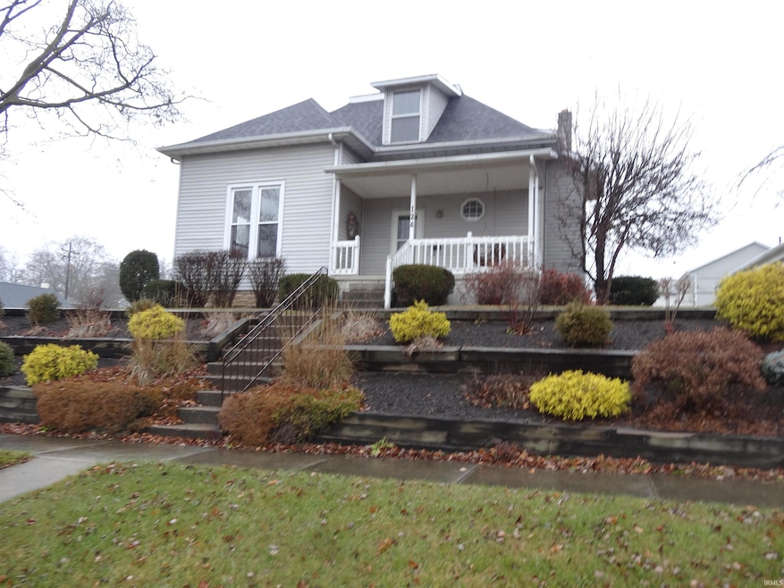 124 W Maple St, Wabash, IN 46992 - photo 1