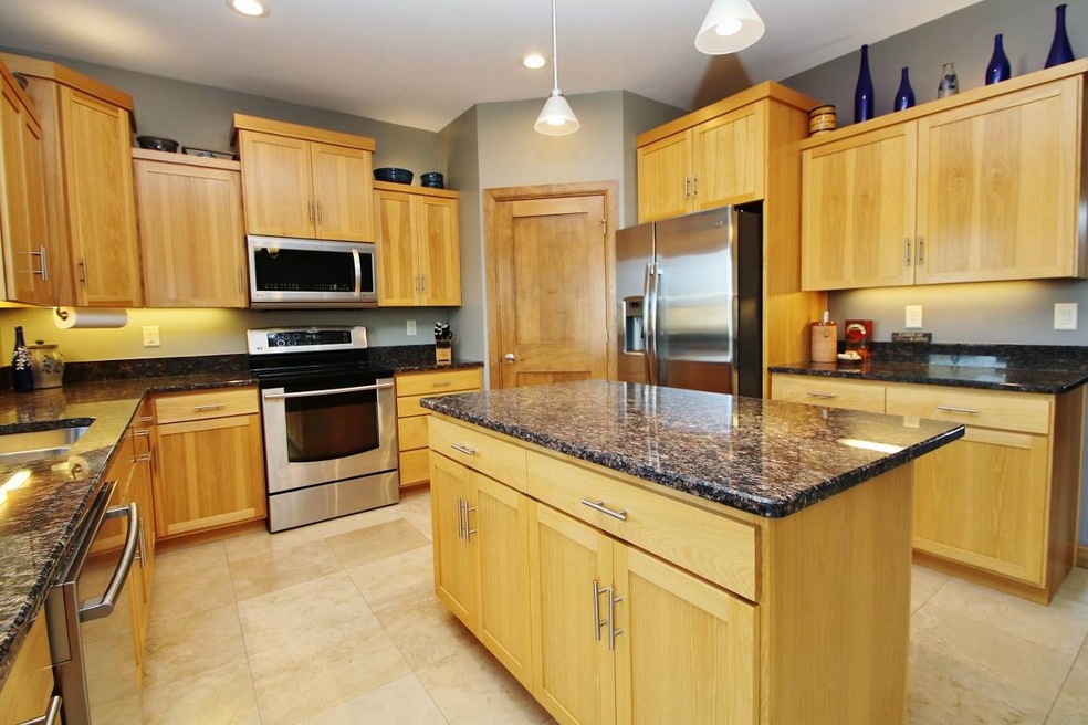 3672 Euro Ln, de Pere, WI 54115 - photo 1