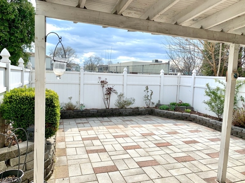 506 Clifton St, Elizabeth, NJ 07202 - photo 1