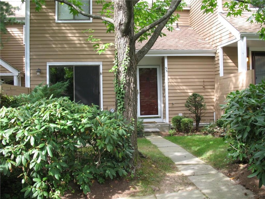 33 Rambling Brook Rd unit 33, Chappaqua, NY 10514 - photo 1