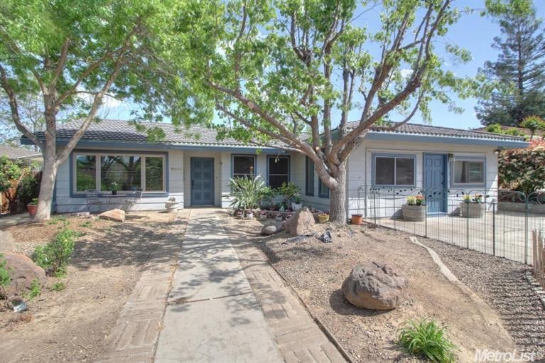 7000 Amberwick Way, Citrus Heights, CA 95621 - photo 1