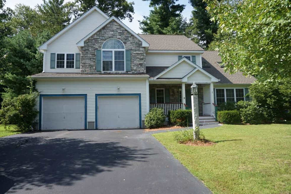 1 Carnation Cir, Nashua, NH 03062 - photo 1