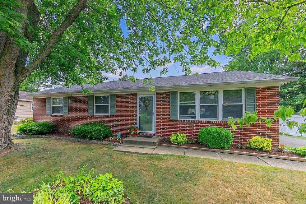 843 New Jersey Ave, Woodbury, NJ 08096 - photo 1