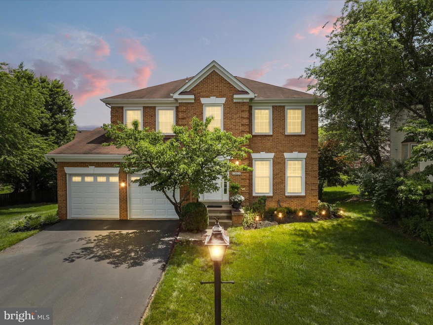 13603 Angelica Ct, Chantilly, VA 20151 - photo 1