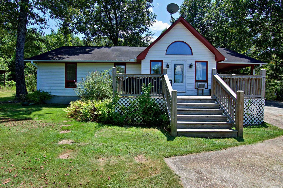 1173 Lakeland Dr, Toccoa, GA 30577 - photo 1