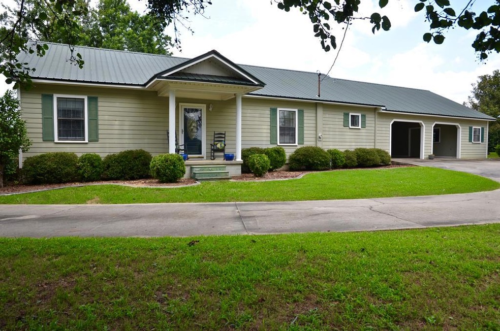 3607 Moultrie Rd, Albany, GA 31705 - photo 1