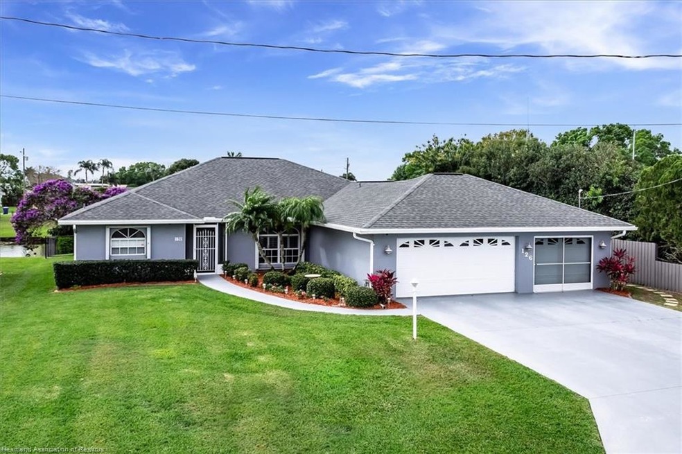 126 Melody Ct, Lake Placid, FL 33852 - photo 1