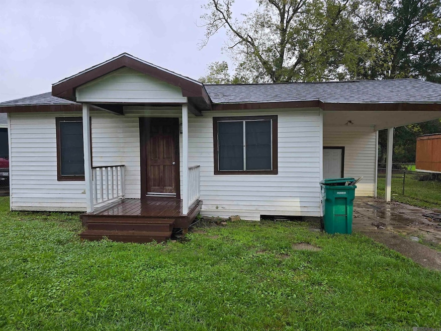 4546 Lupine St, Zachary, LA 70791 - photo 1