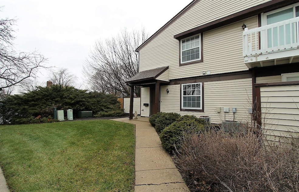 3210 Hanover Dr unit C, Lafayette, IN 47909 - photo 1