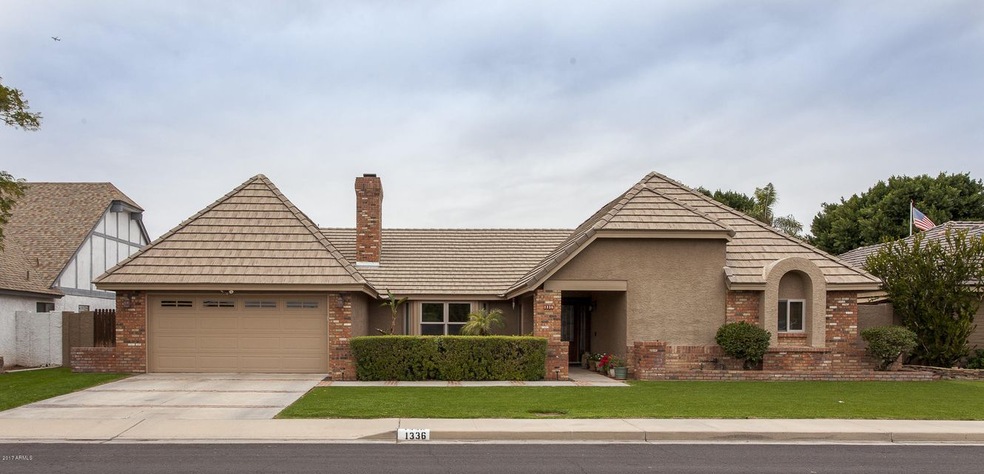 1336 N Pasadena