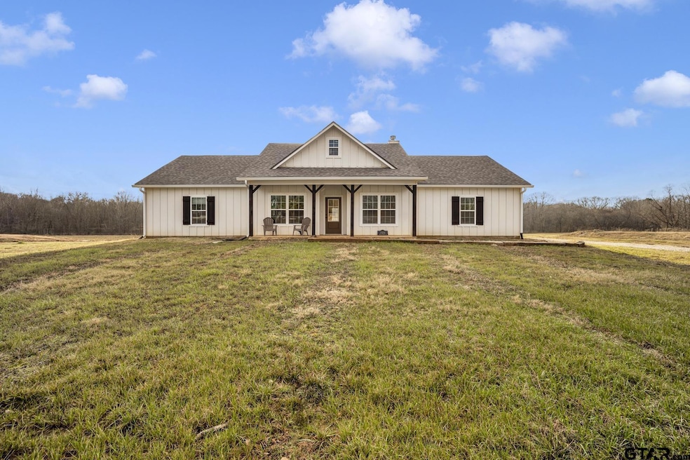 For Sale $469,900 • Co-Listing Agent