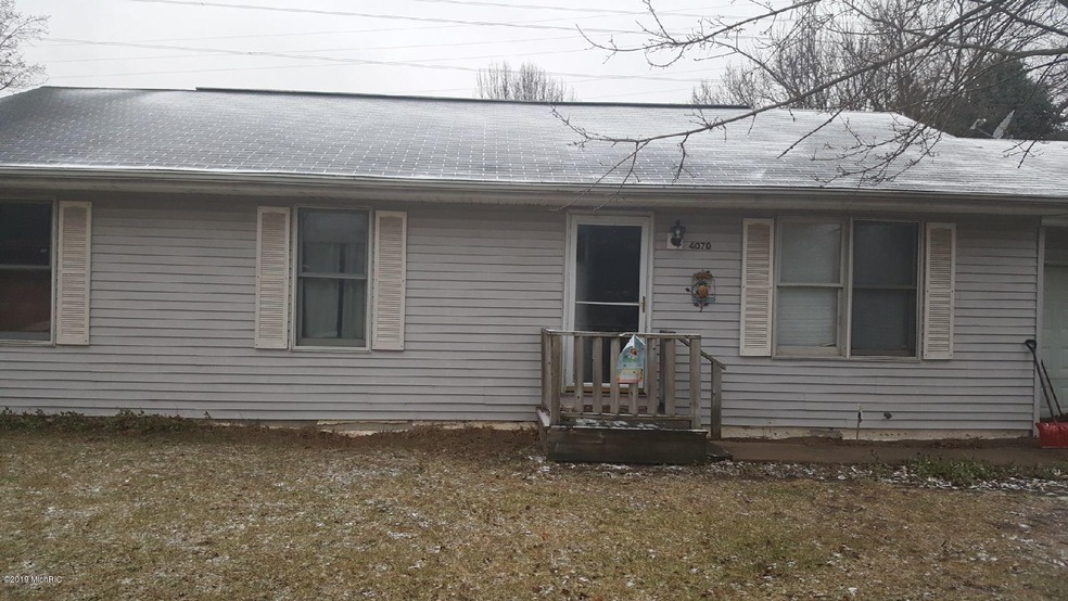 4070 Atherton Exterior Front pic