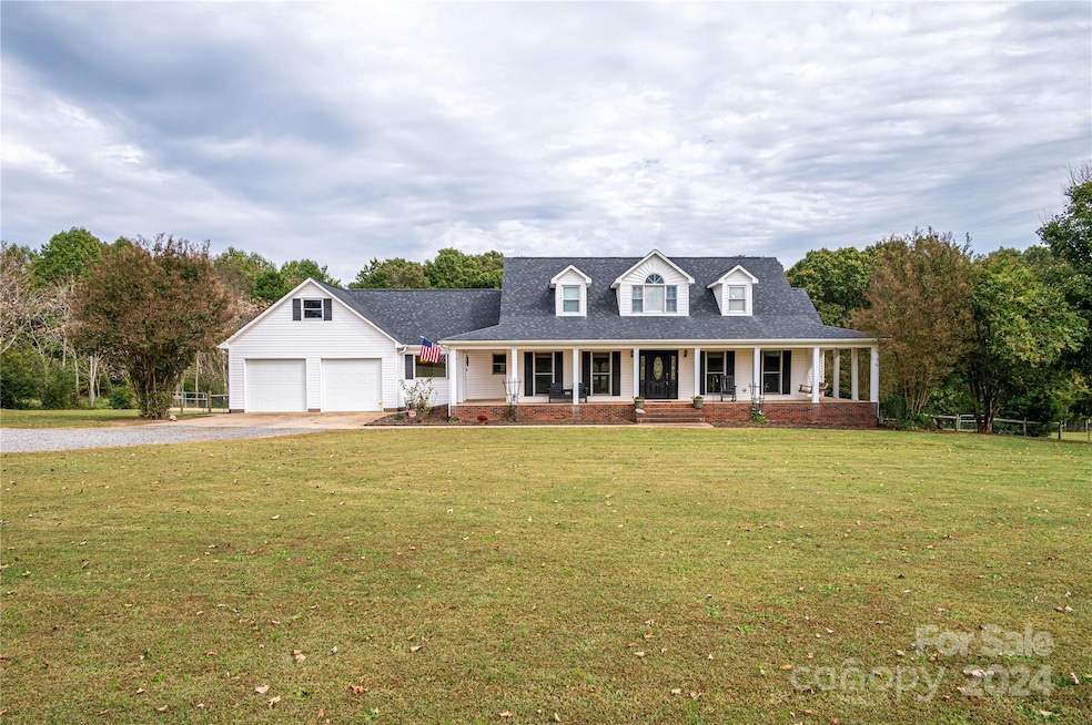 425 Guy Heavner Rd, Lincolnton, NC 28092 - photo 1