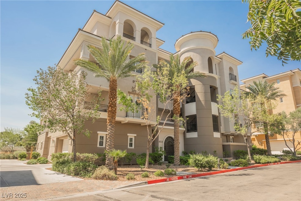 9213 Las Manaitas Ave unit 301, Las Vegas, NV 89144 - photo 1