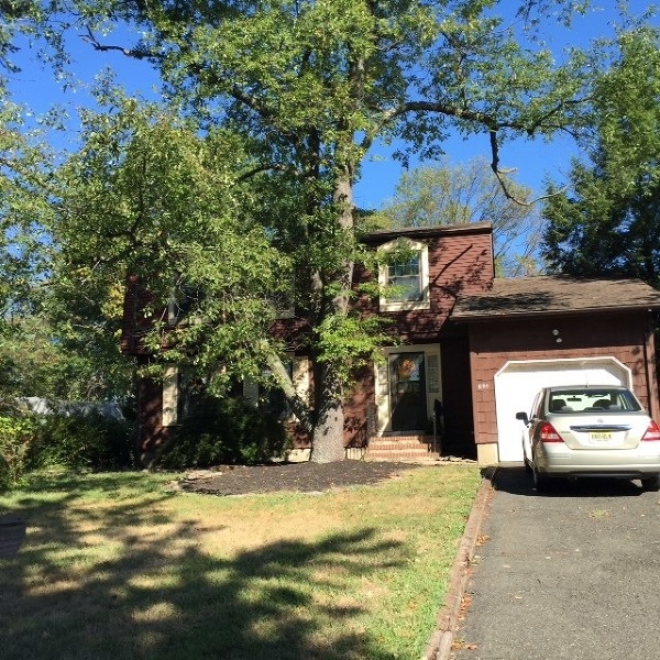 890 Gates Ave, Piscataway, NJ 08854 - photo 1