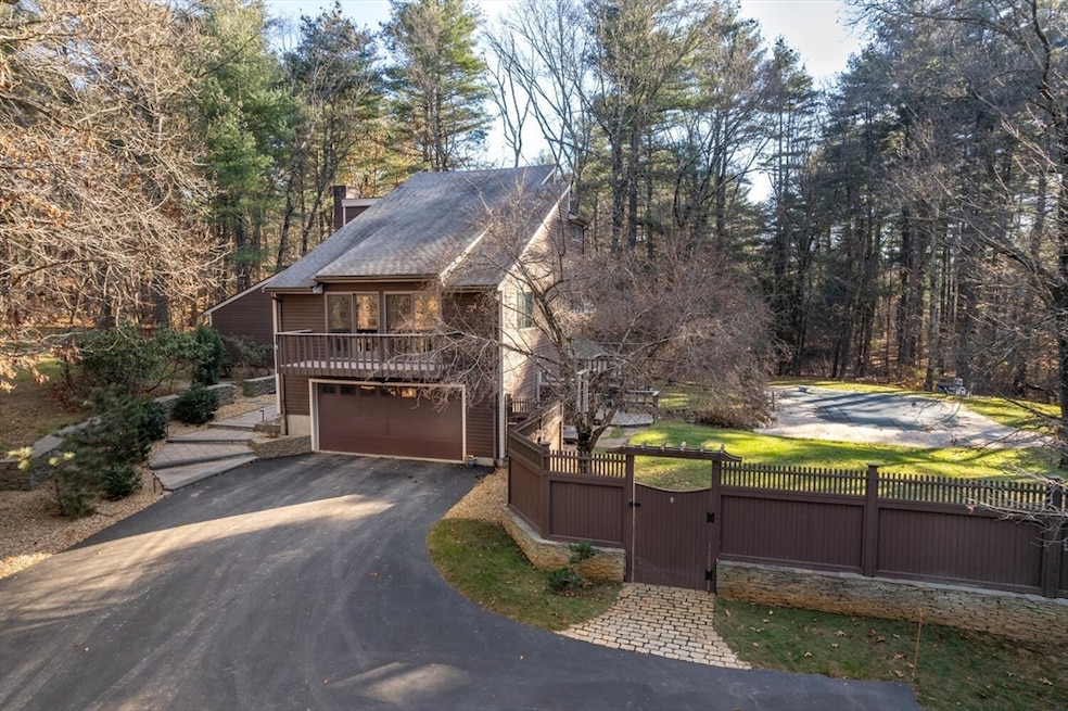 57 Green Ln, Sherborn, MA 01770 - photo 1