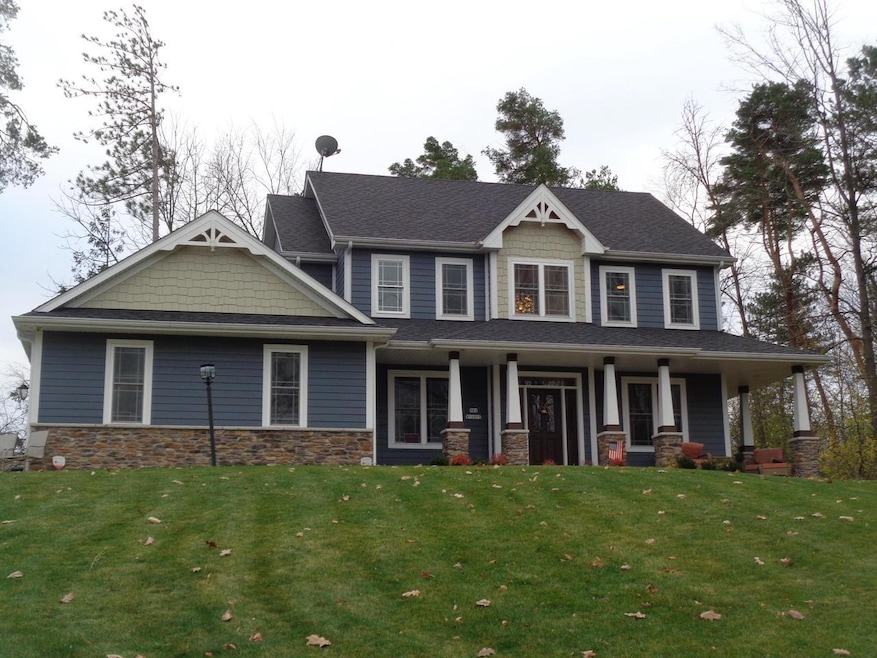 N84W16077 Menomonee Ave, Menomonee Falls, WI 53051 - photo 1