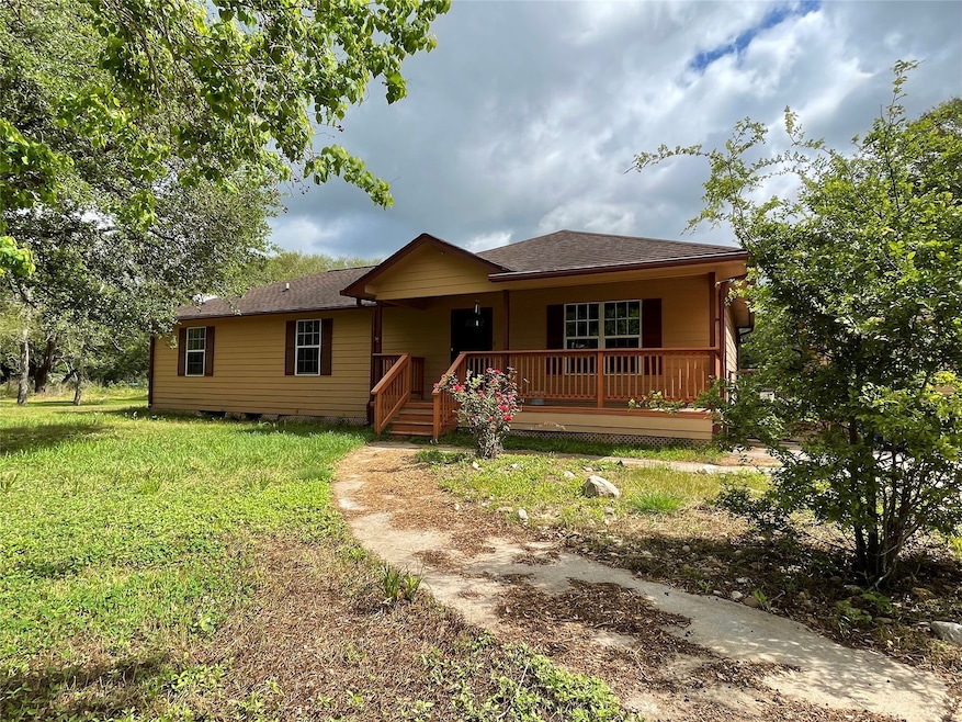 6415 Cuarto St, Brazoria, TX 77422 - photo 1