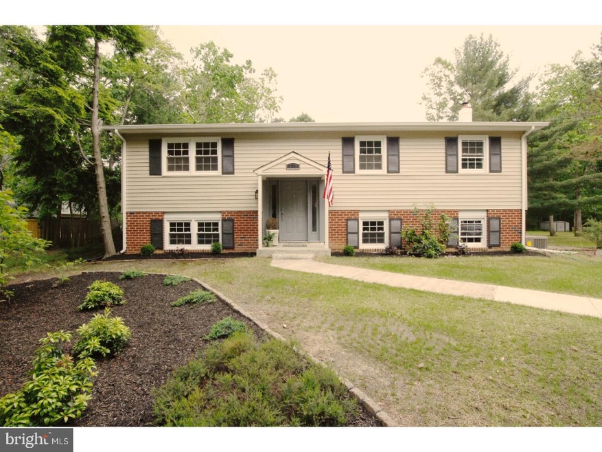 318 Walnut Ave, Marlton, NJ 08053 - photo 1