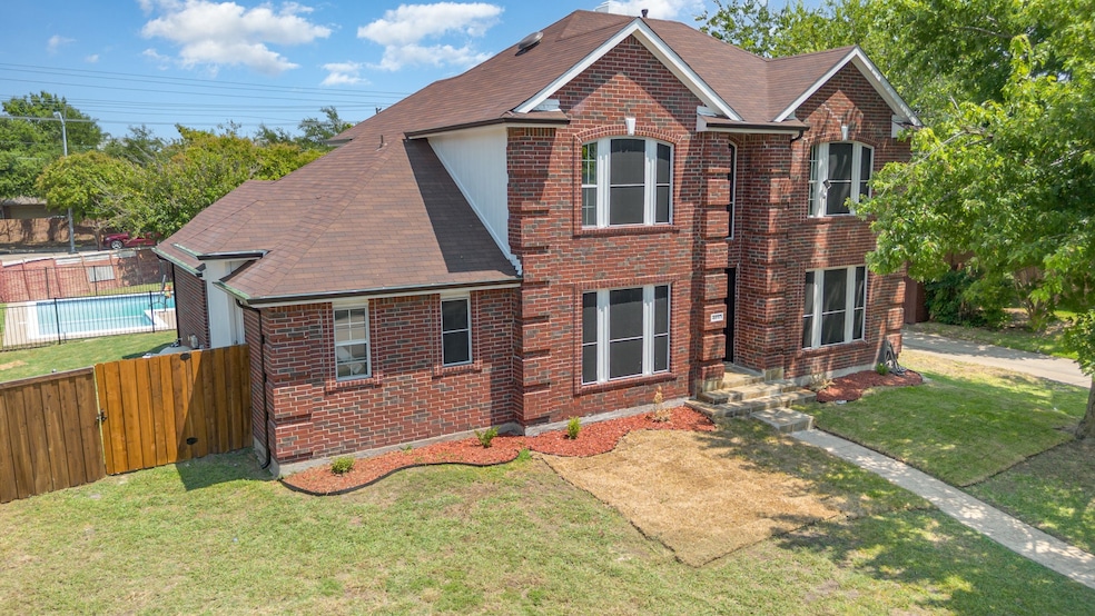 4610 Clay Dr, Rowlett, TX 75088 - photo 1