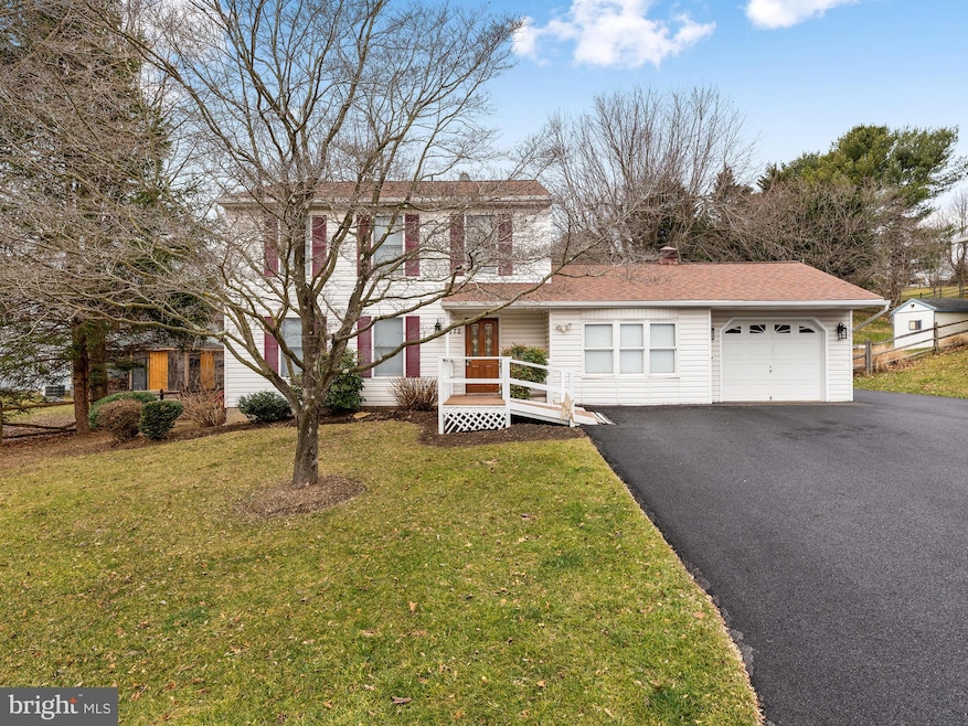 6172 Monroe Ave, Sykesville, MD 21784 - photo 1