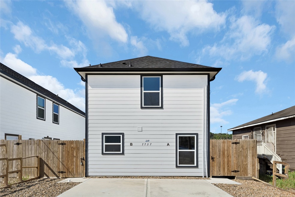 Front view of Duplex